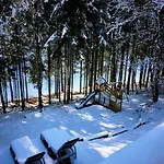Villa Dakota - Jacuzzi, Zwembad, Playstation Durbuy