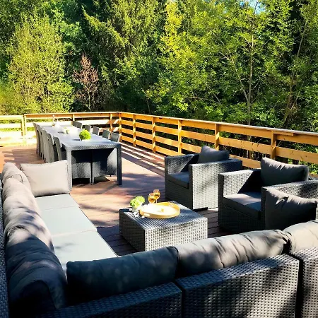 Dakota - Jacuzzi, Zwembad, Playstation * 더뷔