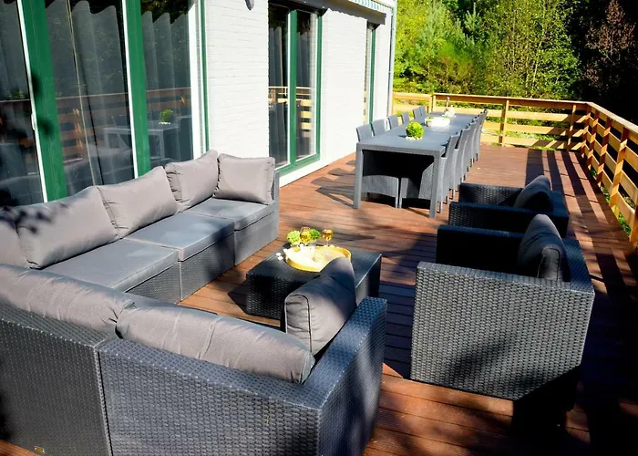 Dakota - Jacuzzi, Zwembad, Playstation *