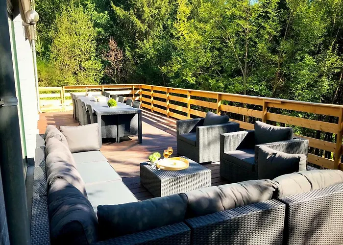 Dakota - Jacuzzi, Zwembad, Playstation * דורבורי