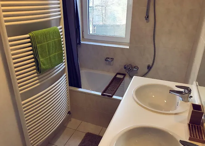 Dakota - Jacuzzi, Zwembad, Playstation * דורבורי